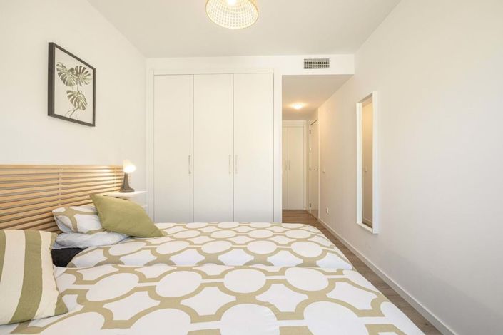 Image No.12-2 Bed Apartment for sale