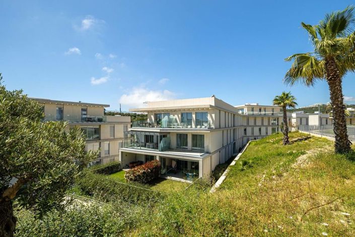 Image No.22-2 Bed Apartment for sale