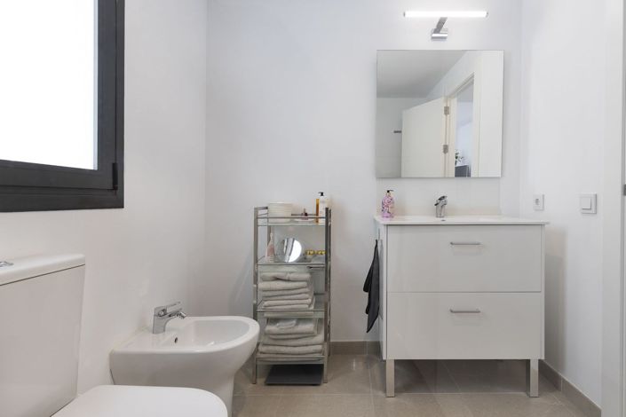 Image No.28-3 Bed Apartment for sale