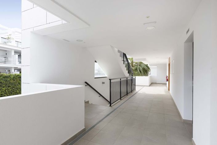 Image No.30-3 Bed Apartment for sale