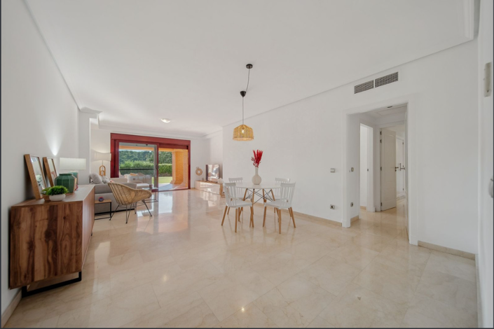 Image No.35-2 Bed Apartment for sale