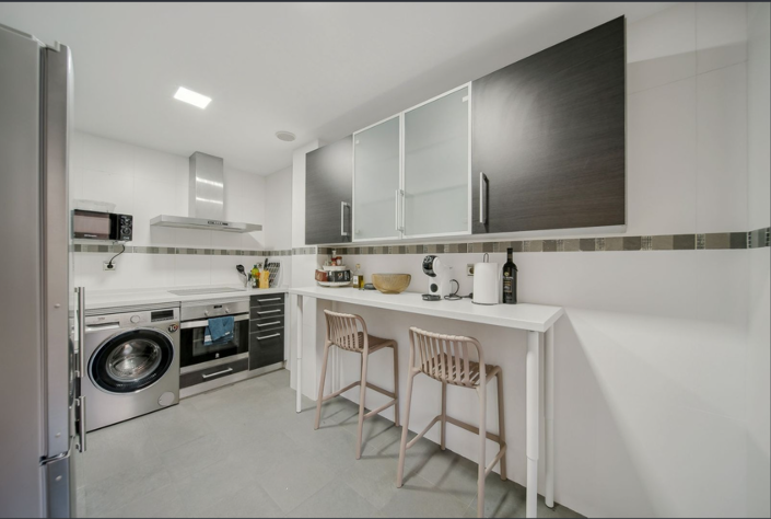 Image No.65-2 Bed Apartment for sale