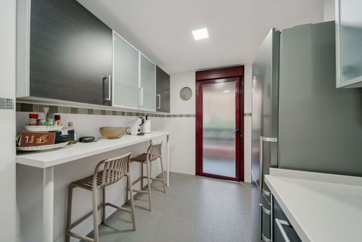 Image No.52-2 Bed Apartment for sale