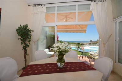 1447-634730-78d1f4f8b6655591b02d22fabb36a692d