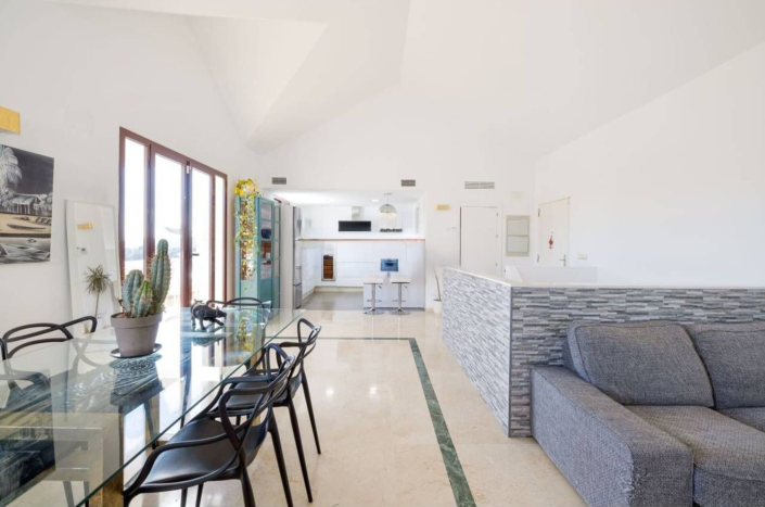 Image No.8-4 Bed House/Villa for sale