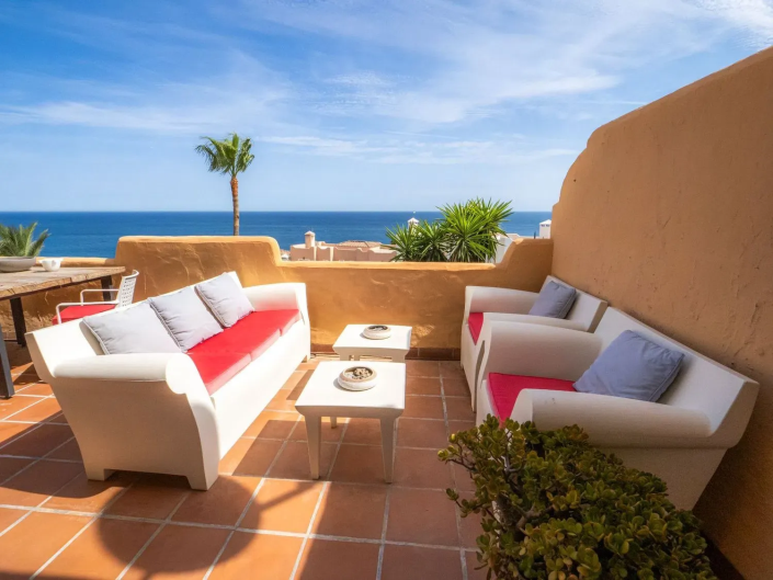 Image No.17-5 Bed Apartment for sale