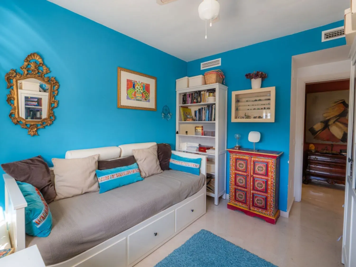 Image No.26-5 Bed Apartment for sale