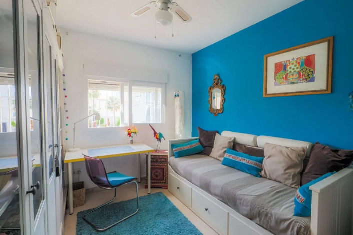 Image No.28-5 Bed Apartment for sale