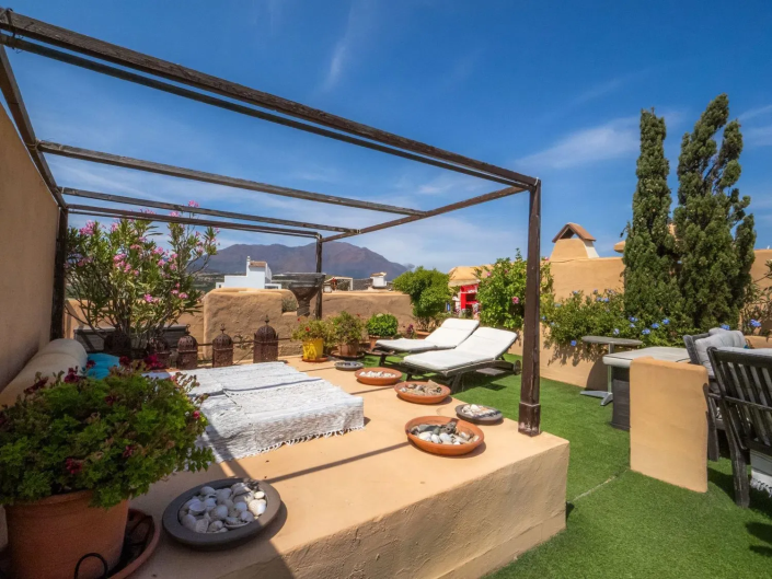 Image No.33-5 Bed Apartment for sale