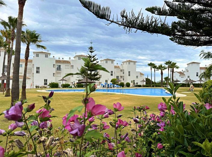 Image No.18-2 Bed Apartment for sale