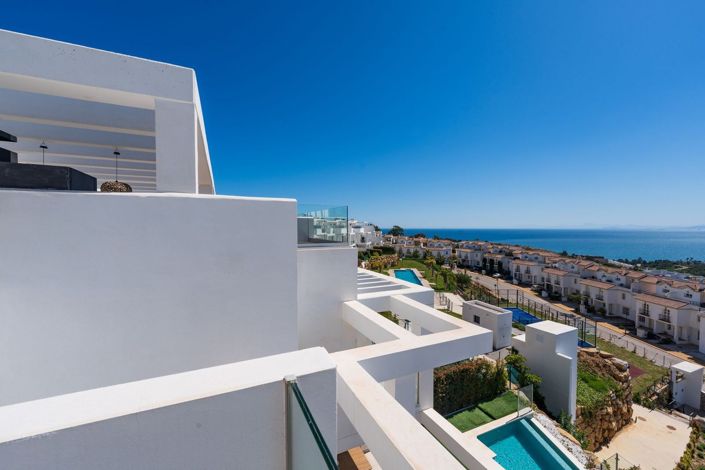 Image No.17-4 Bed Townhouse for sale