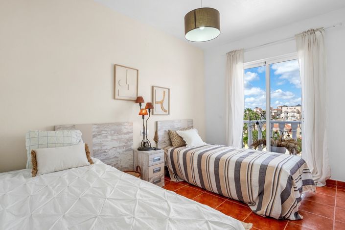 Image No.16-2 Bed Villa for sale