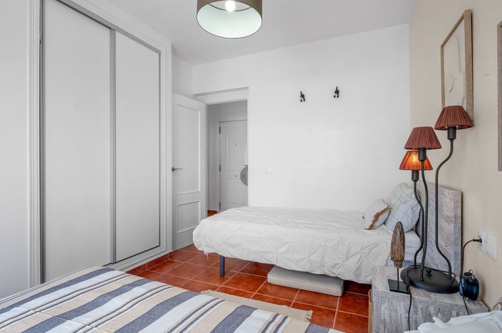 Image No.18-2 Bed Villa for sale