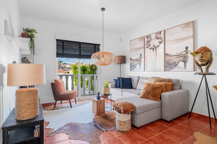 Image No.4-2 Bed Villa for sale