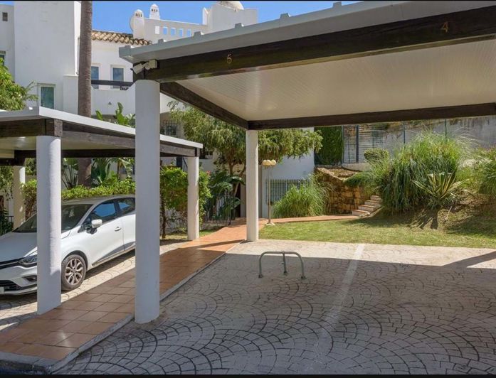 Image No.28-2 Bed Apartment for sale