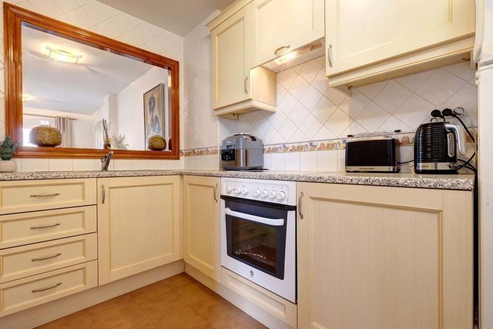 Image No.11-2 Bed Apartment for sale