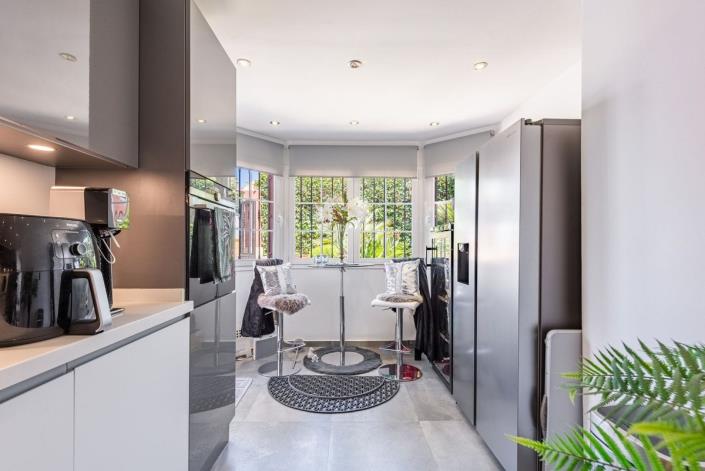 Image No.9-4 Bed Townhouse for sale