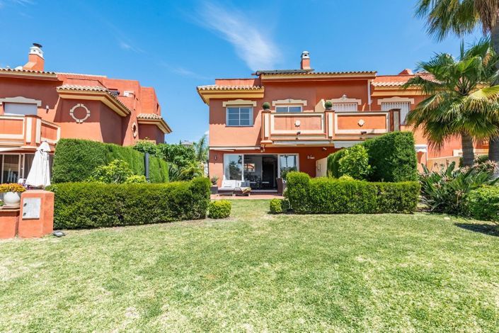 Image No.11-4 Bed Townhouse for sale