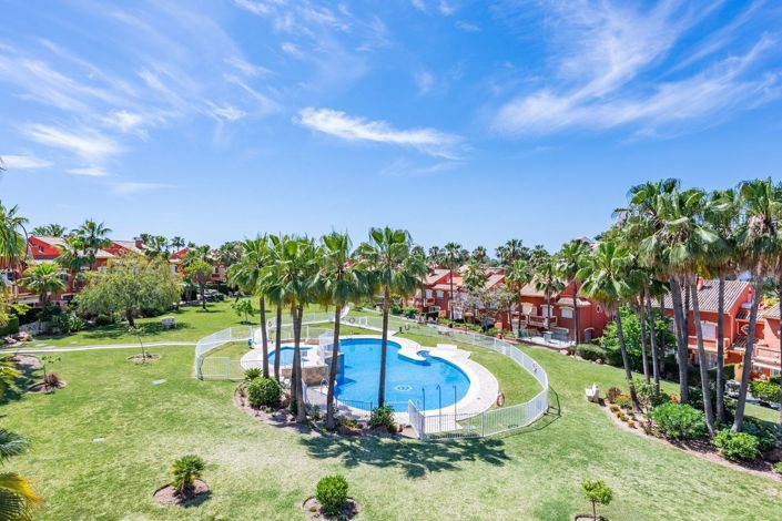 Image No.3-4 Bed Townhouse for sale