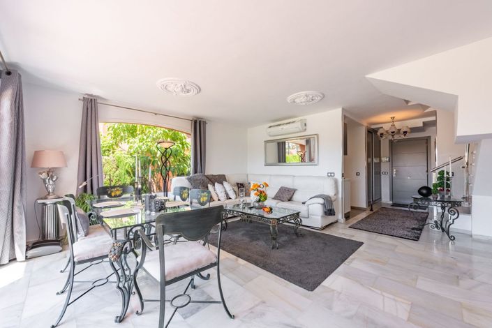 Image No.6-4 Bed Townhouse for sale