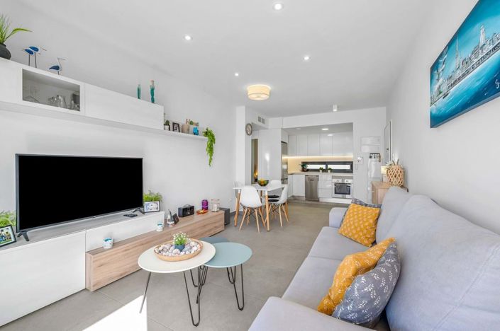 Image No.10-2 Bed Apartment for sale