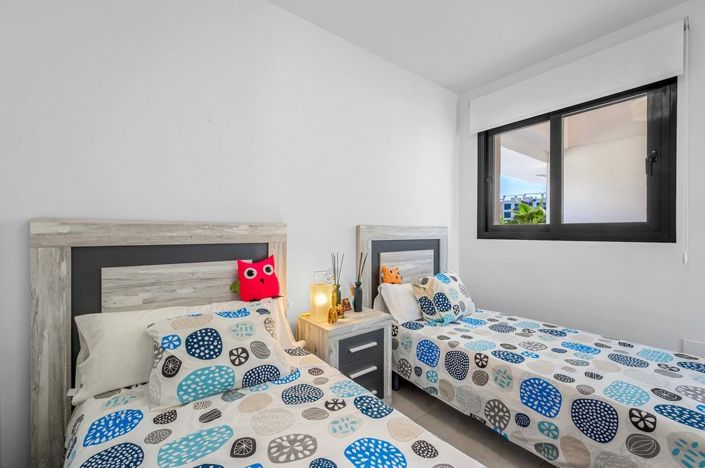 Image No.21-2 Bed Apartment for sale