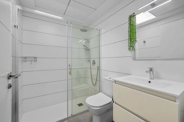 Image No.23-2 Bed Apartment for sale