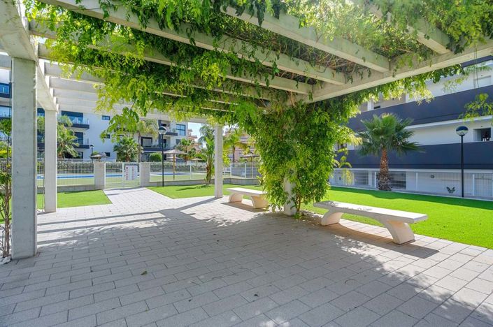 Image No.33-2 Bed Apartment for sale