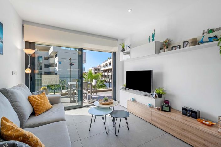 Image No.8-2 Bed Apartment for sale