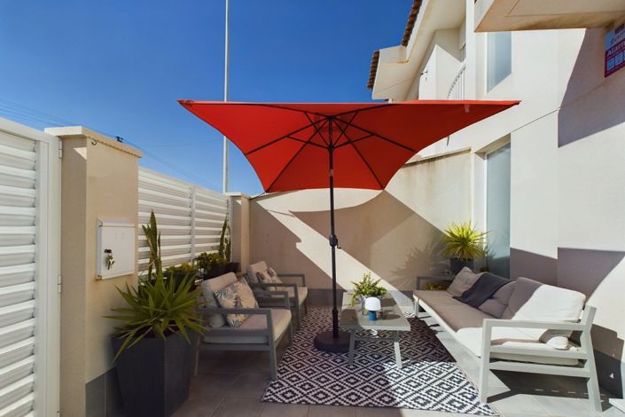 Image No.3-3 Bed Villa for sale