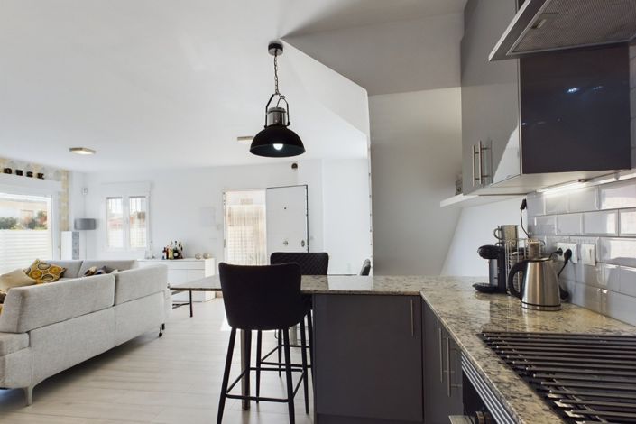 Image No.30-3 Bed Villa for sale