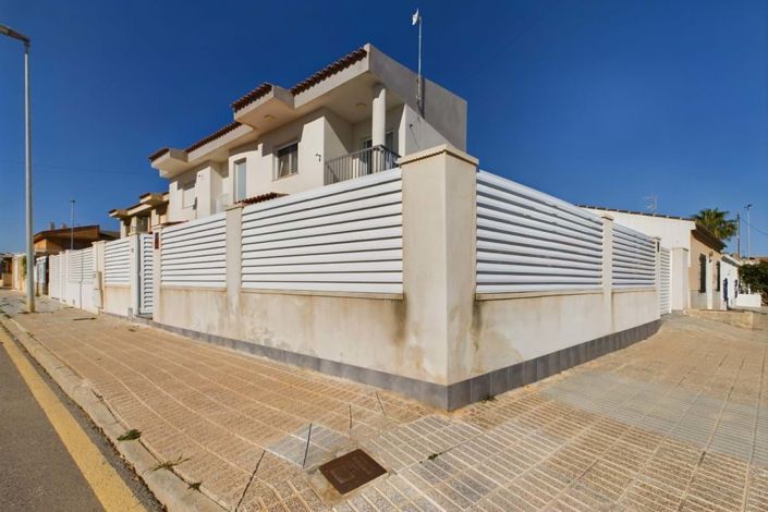 Image No.58-3 Bed Villa for sale