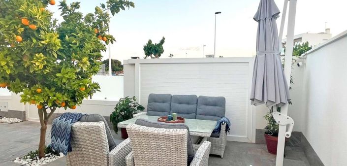 Image No.42-Villa de 4 chambres à vendre à Los Alcázares