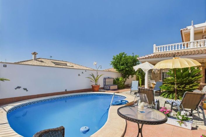 Image No.1-3 Bed Villa for sale
