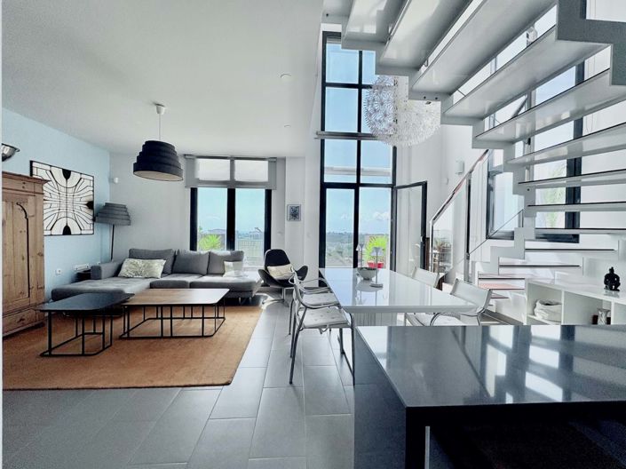 Image No.1-3 Bed Apartment for sale
