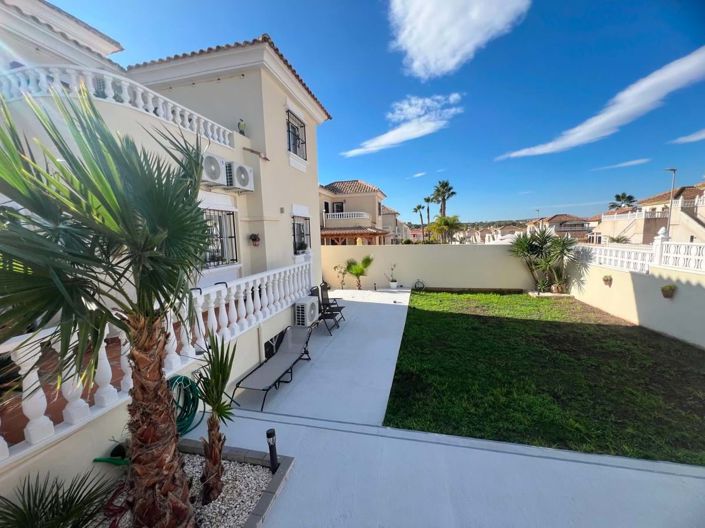 Image No.1-Villa de 5 chambres à vendre à Algorfa