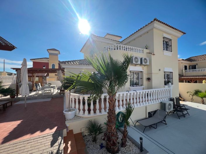 Image No.18-5 Bed Villa for sale