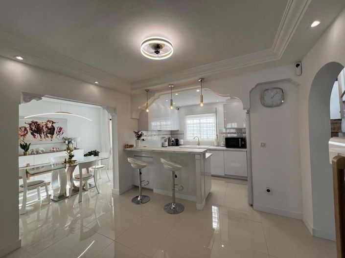 Image No.4-Villa de 5 chambres à vendre à Ciudad Quesada