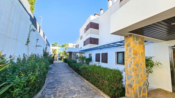 Image No.44-2 Bed Apartment for sale