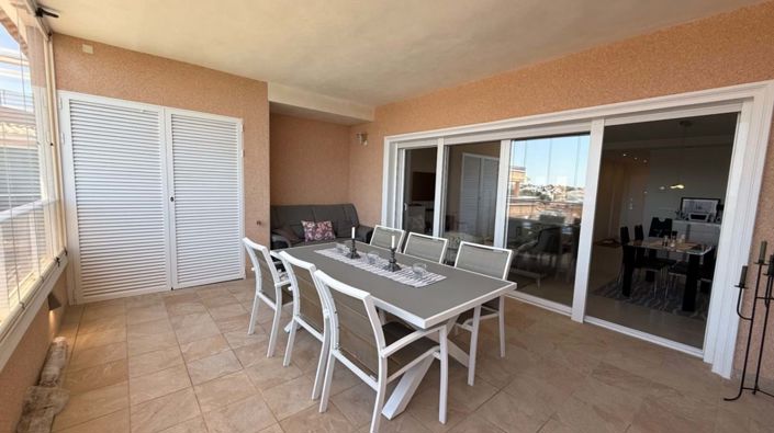 Image No.24-3 Bed Apartment for sale