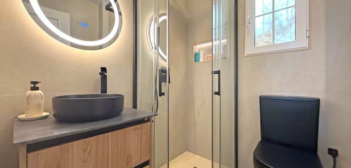 Image No.17-3 Bed Townhouse for sale