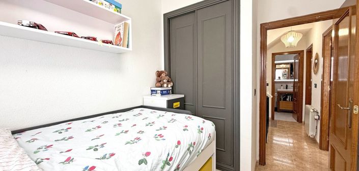 Image No.26-3 Bed Townhouse for sale