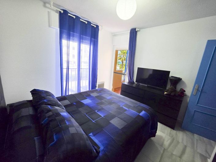 Image No.21-3 Bed Apartment for sale