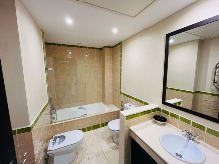 Image No.19-3 Bed Semi-Detached for sale