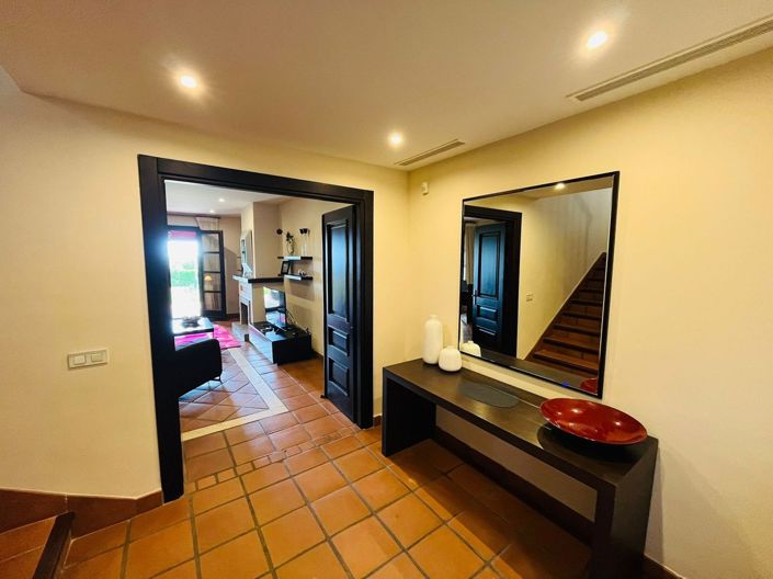 Image No.7-3 Bed Semi-Detached for sale