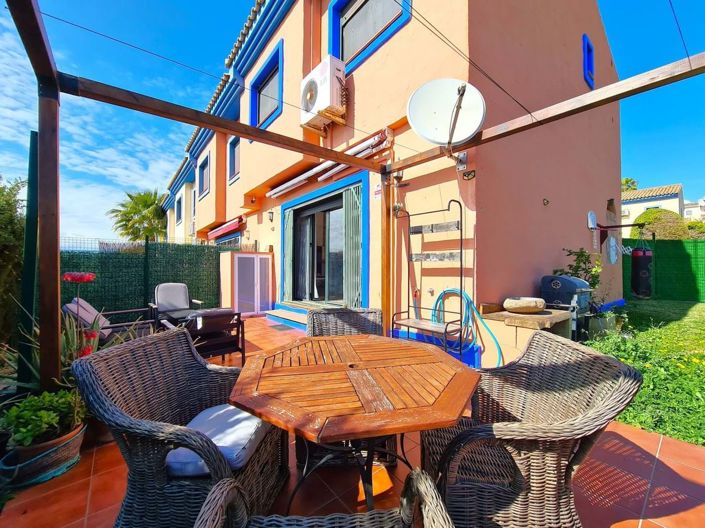 Image No.3-Jumelé de 3 chambres à vendre à La Duquesa