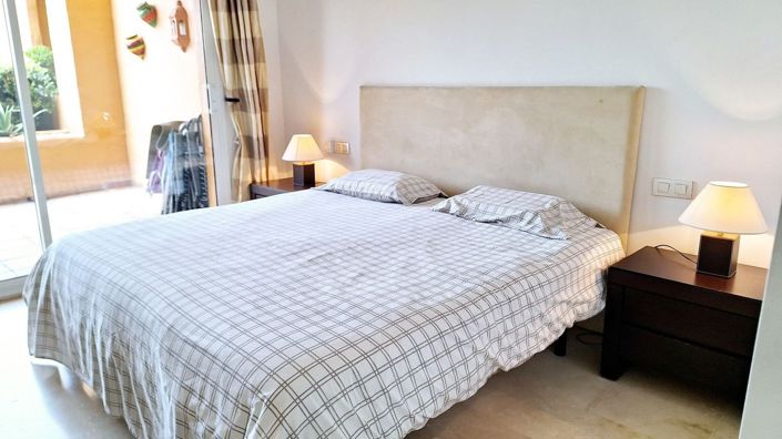 Image No.15-2 Bed Apartment for sale