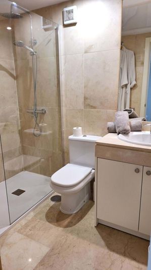 Image No.21-2 Bed Apartment for sale