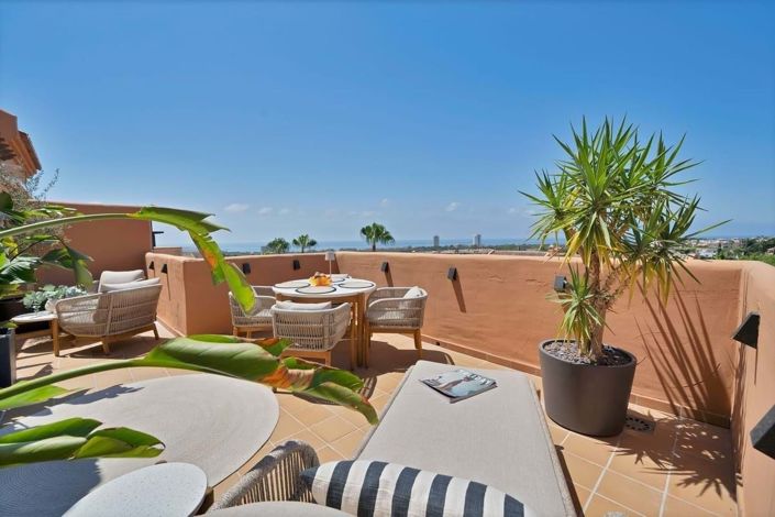 Image No.49-3 Bed Penthouse for sale