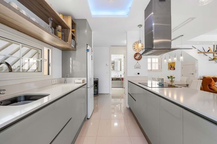 Image No.11-3 Bed Villa for sale